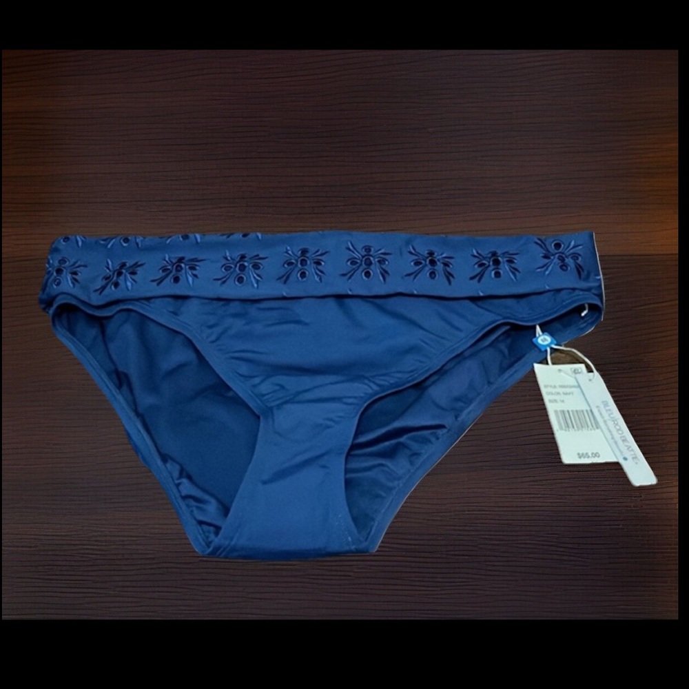 Bleu by Rod Beattie Women's Eyes Wide Open Fold-Over Hipster Bikini Full Bottom